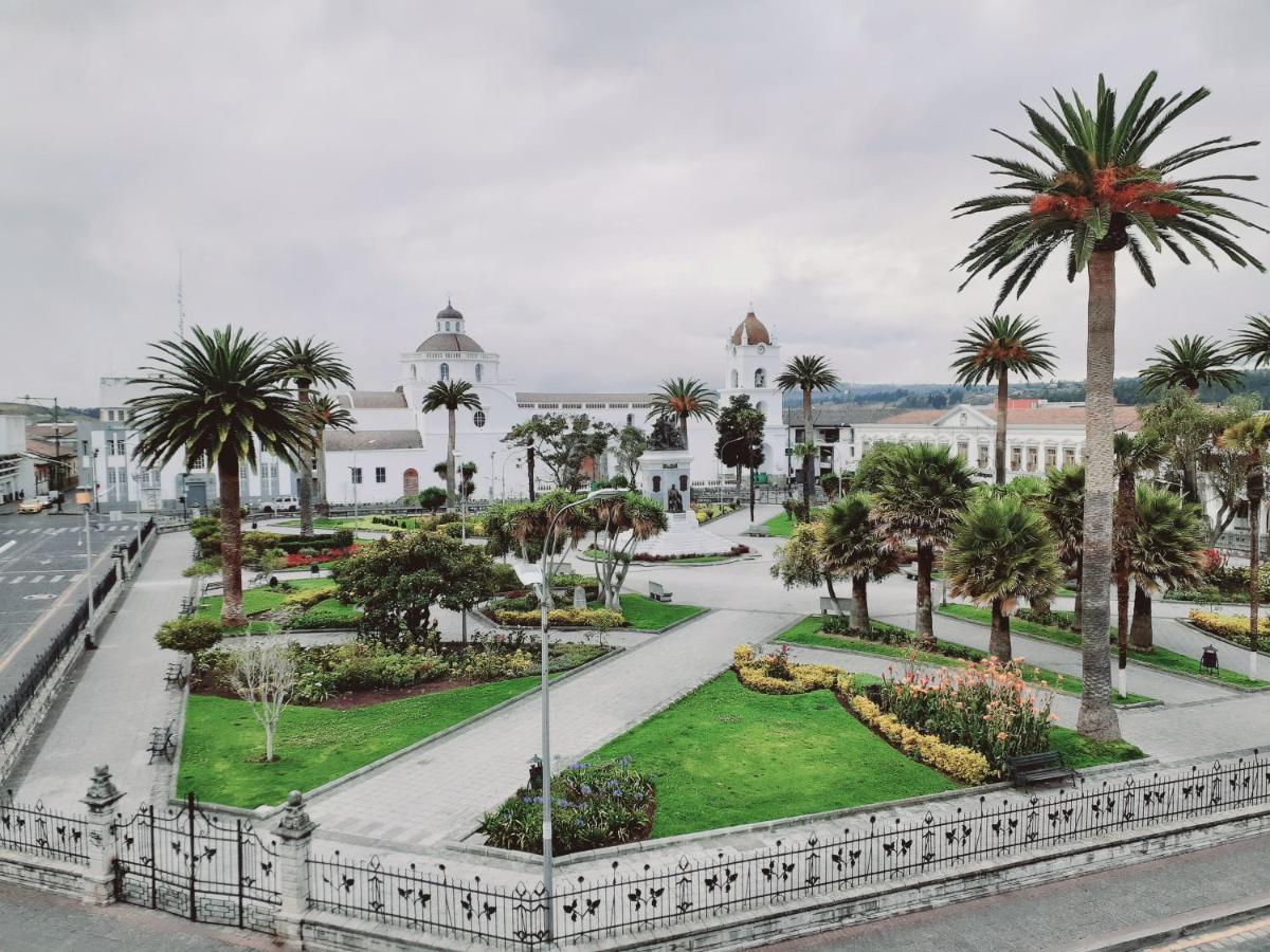Hotel Central Latacunga Exterior photo